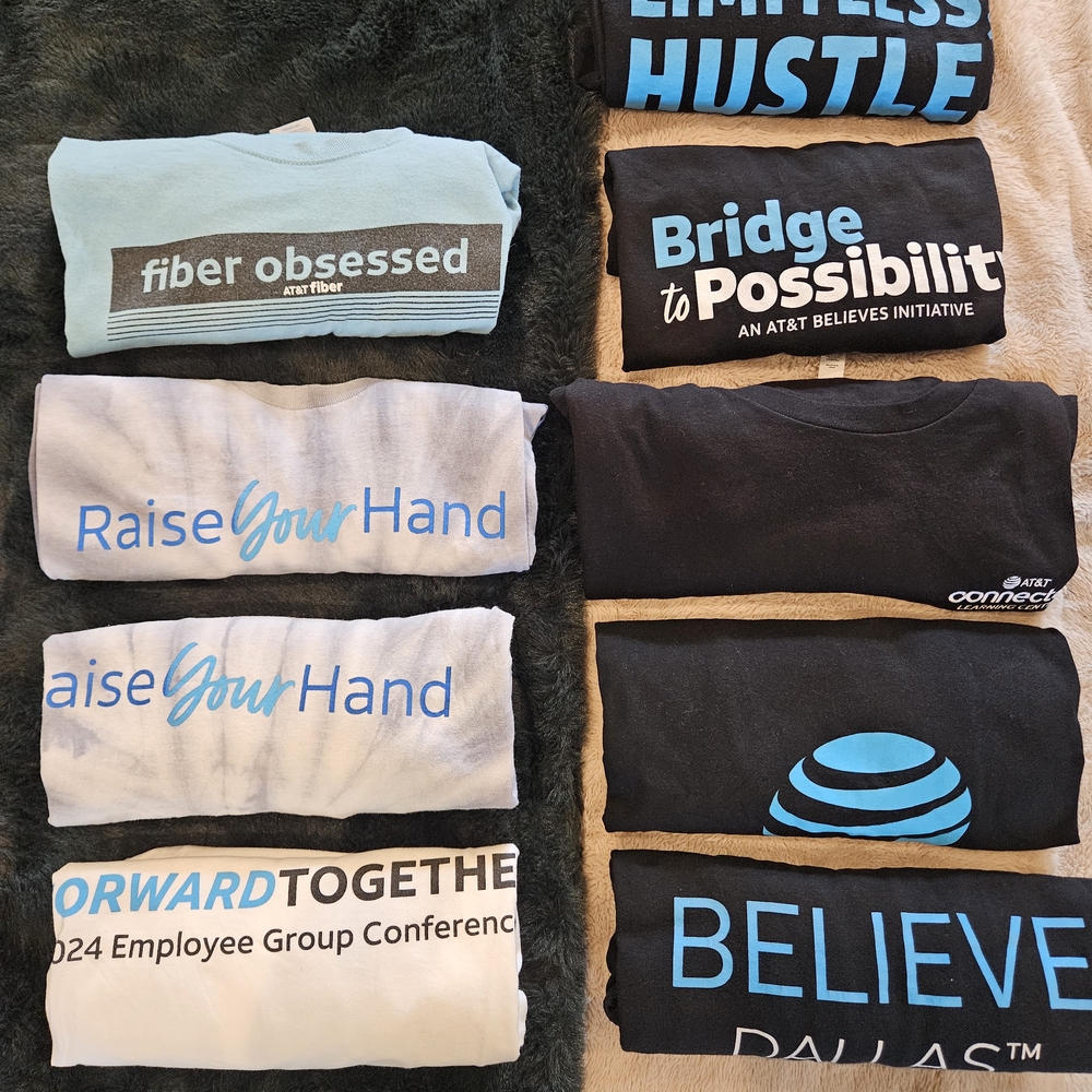 GREAT BUNDLE DEAL!! AT&T 12 MenGraphic T-Shirts Collection Sold as a Bundle Only